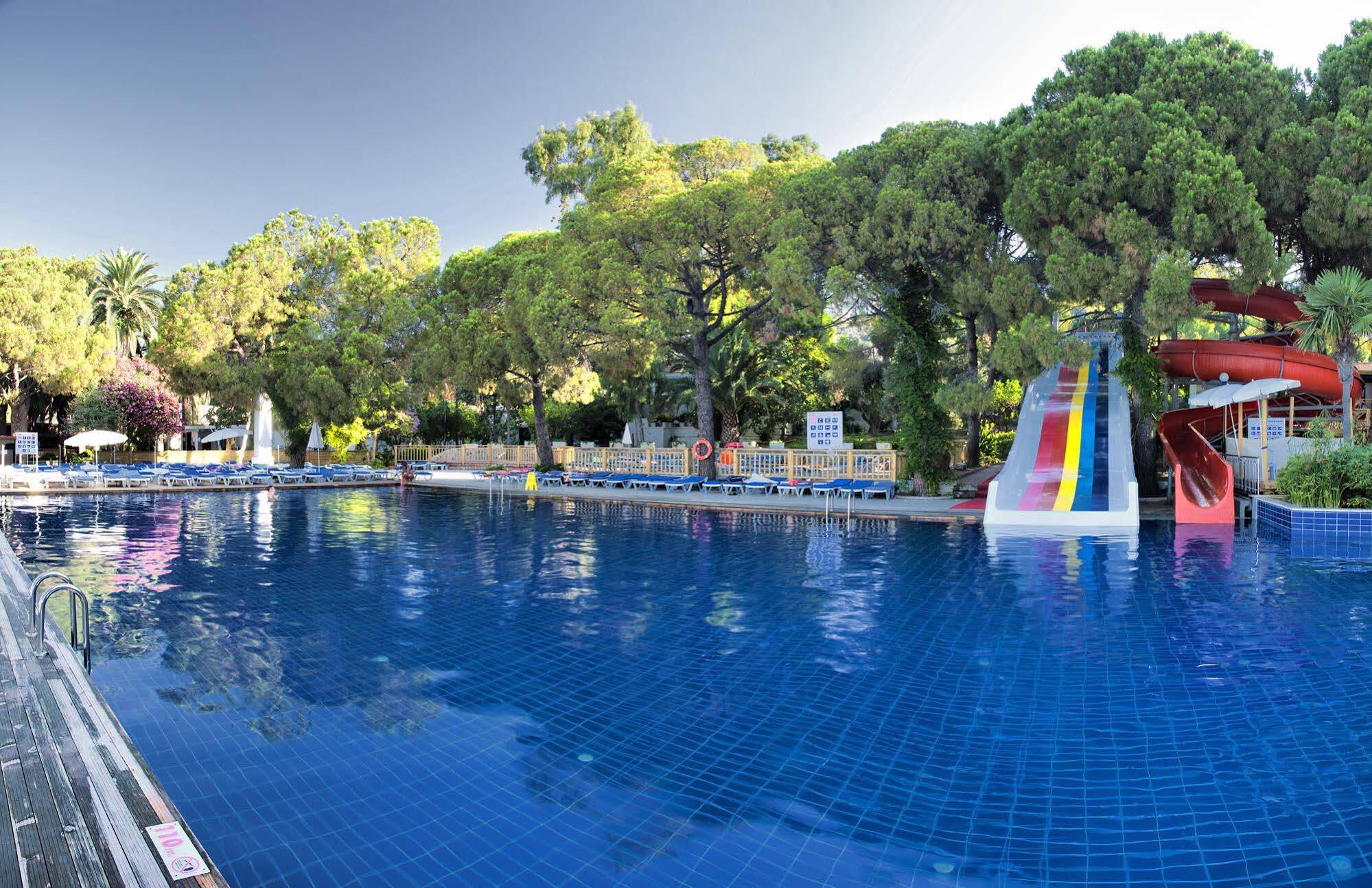 Omer Holiday Resort Kusadasi Exterior foto